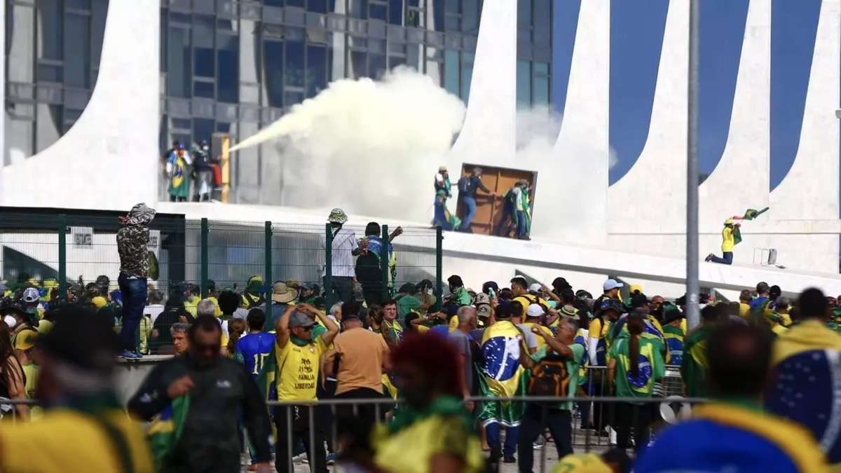 PGR Reconhece Falta de Provas Contra Morador de Rua Preso no Caso de 8 de Janeiro